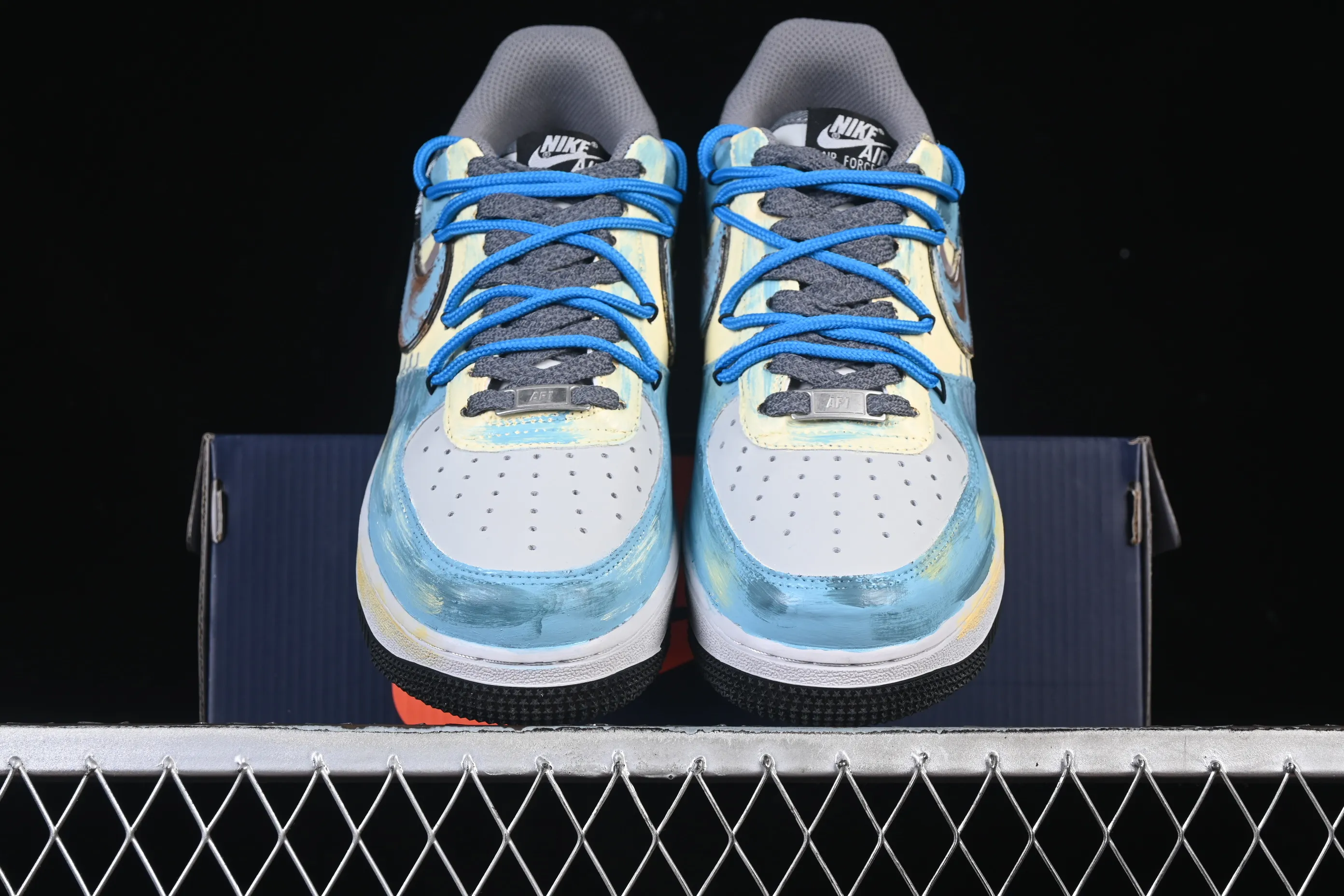 All categories Nk Air Force 1 Air Force series Nk Air Force 1 Low Air Force low-top Nike Air Force 1'07 Low "Mist Blue Hero" Hand-painted graffiti Mist Blue Hero Air Force 1 low-top casual sneakers ZG0088-228